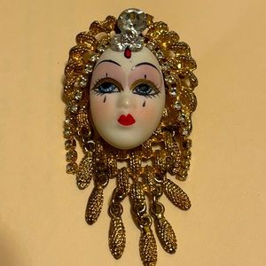 VINTAGE 1960’s  BROOCH